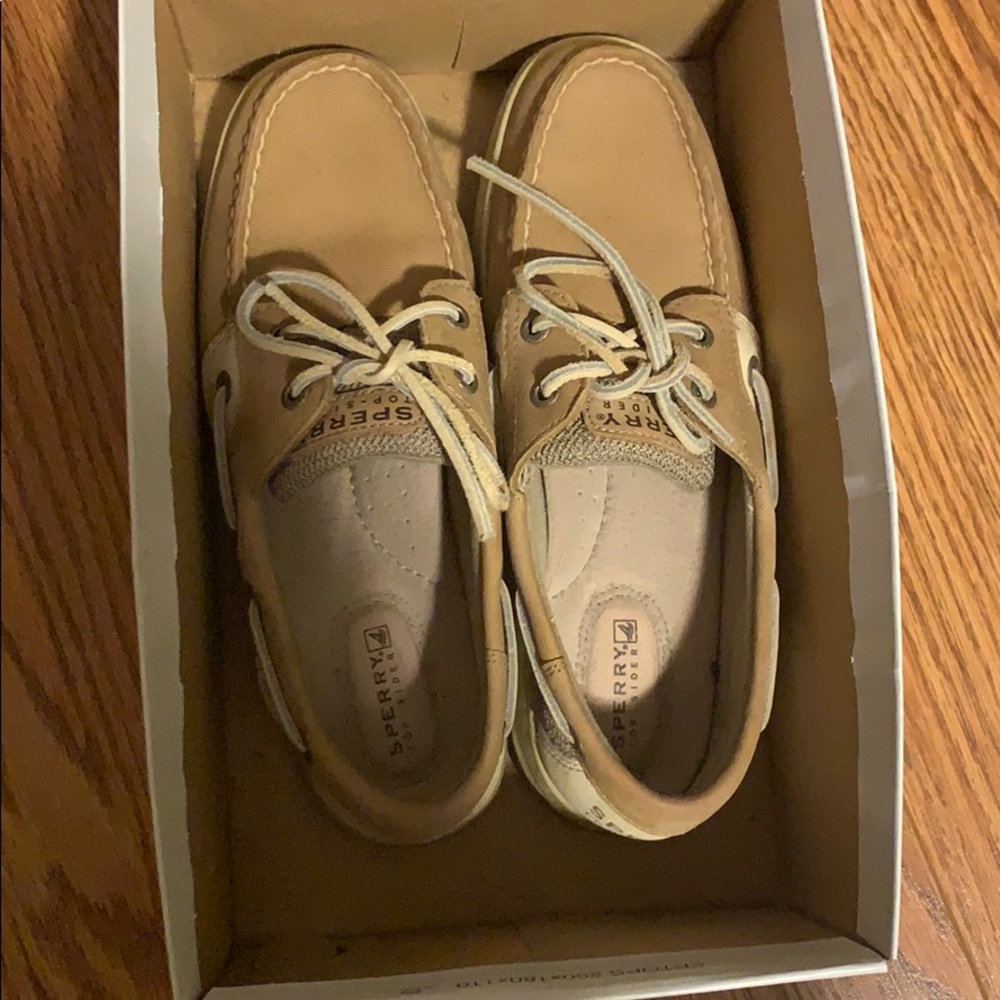 Sperry shoes